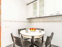 Lomahuoneisto Sants-Les Corts Galileu