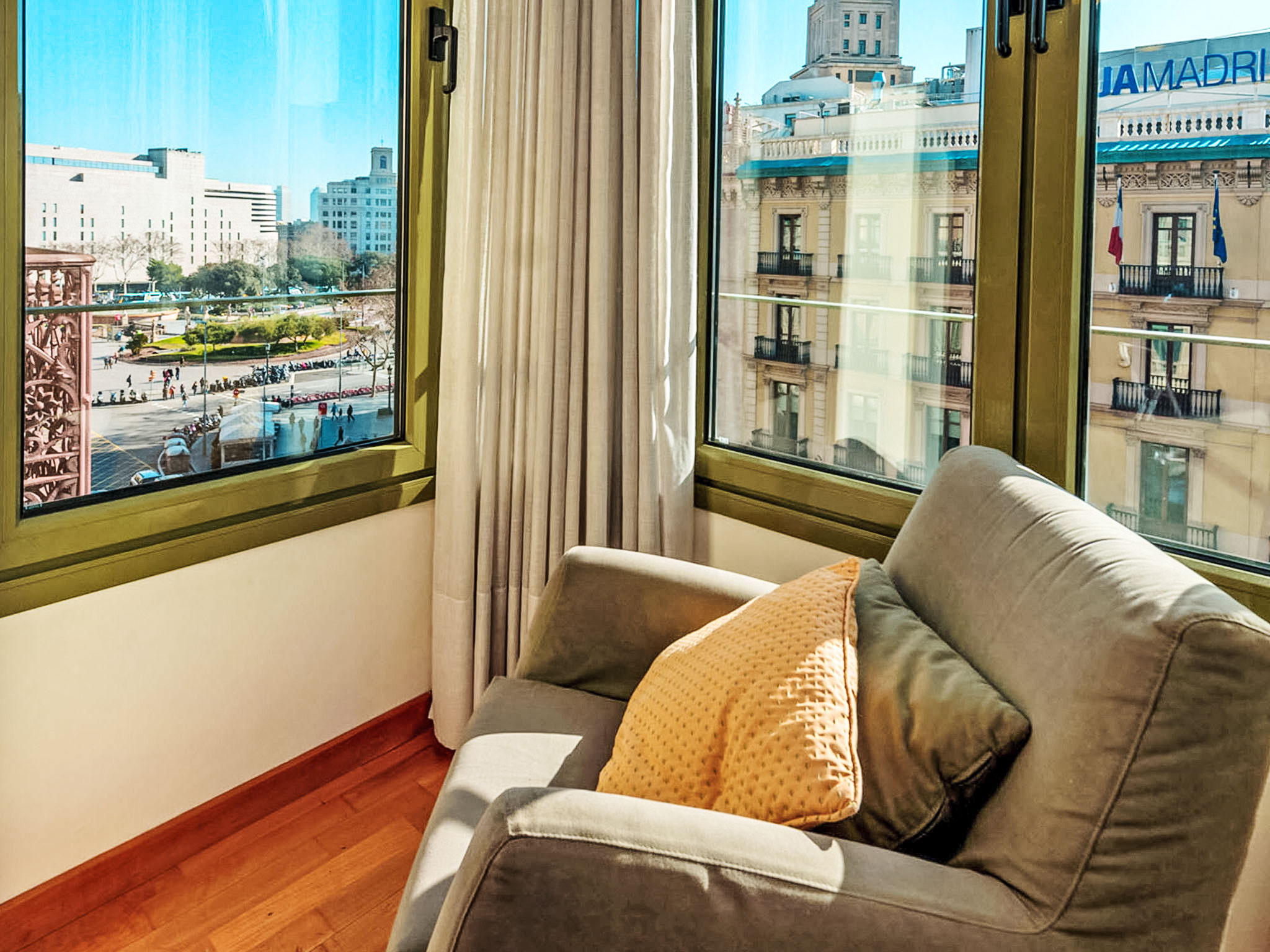 Photo of Plaza Catalunya/Rda.Universidad