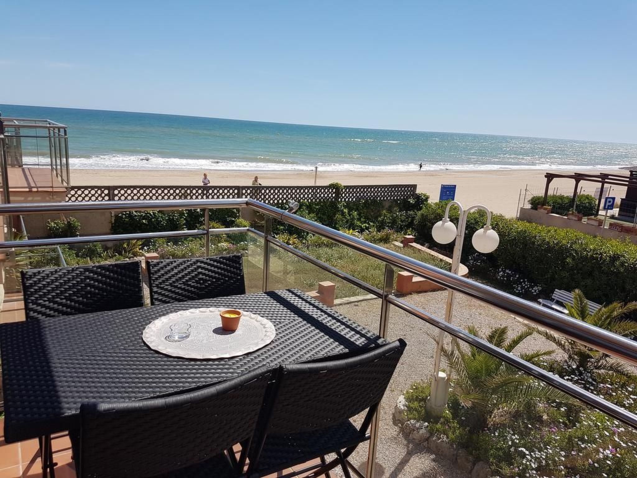 Apartment mit Meerblick, Terrasse und Schwimmbad