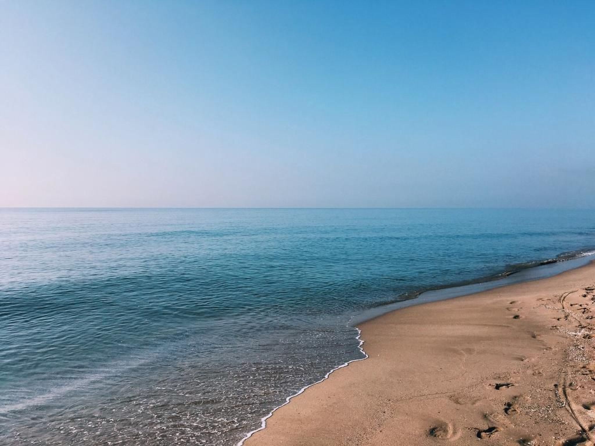 Apartment mit Meerblick, Terrasse und Schwimmbad-Draußen