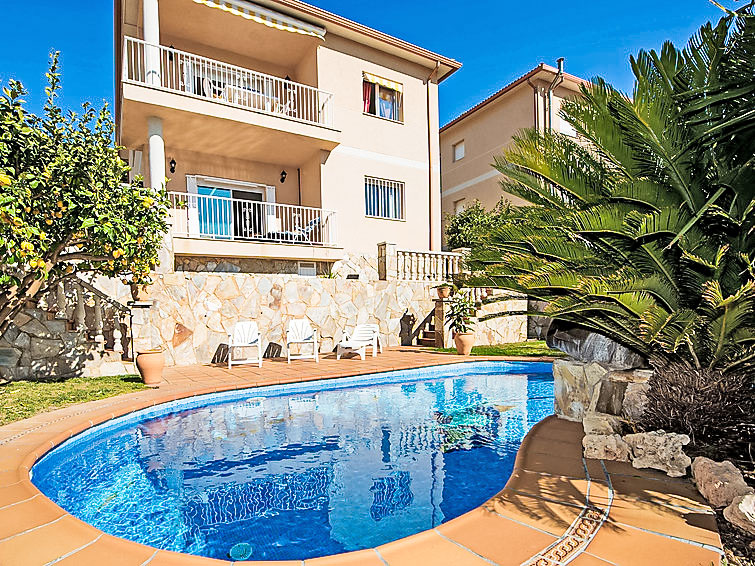 Vakantiehuis met open haard en privézwembad in Segur de Calafell in Segur de Calafell