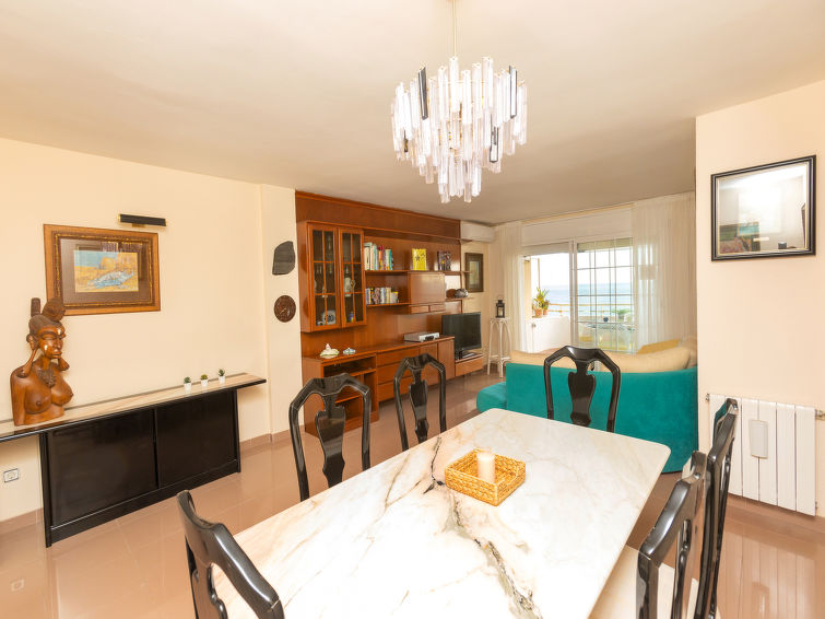 Search and Stay destination Calafell, CT - Spain from AU$ 368. Front Beach