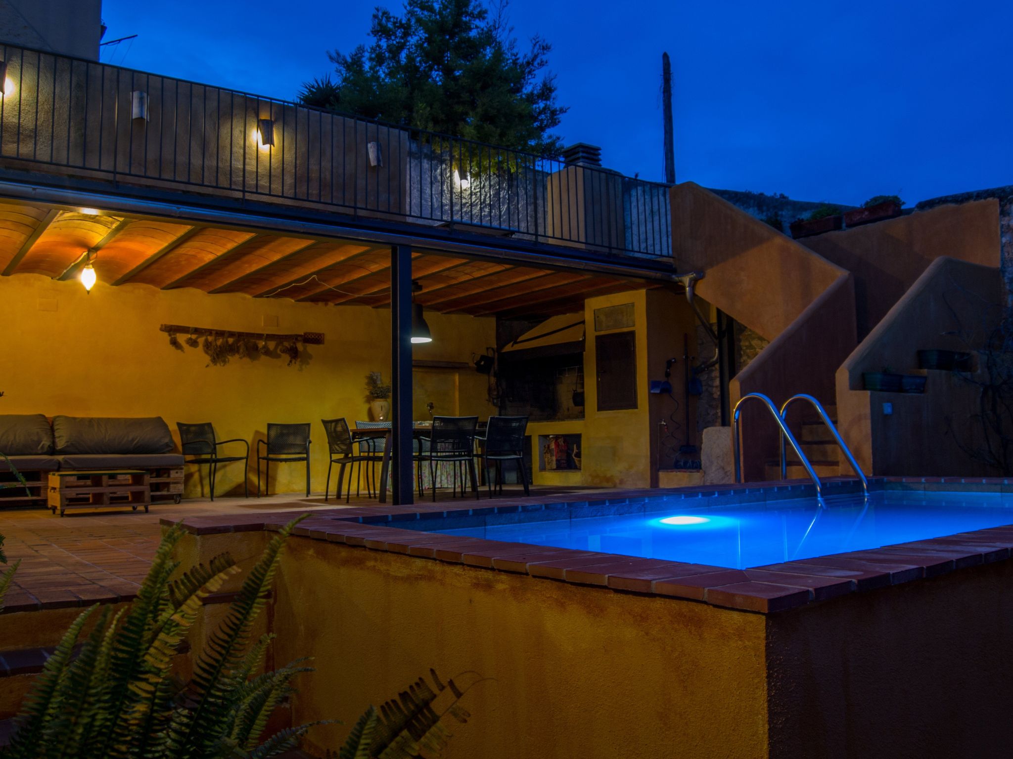 Els Cups, casa rural-Image-tags.info