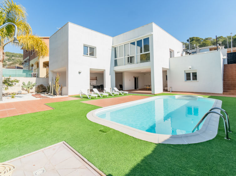 Search and Stay destination Roda de Berà, CT - Spain from AU$ 681. Mimi