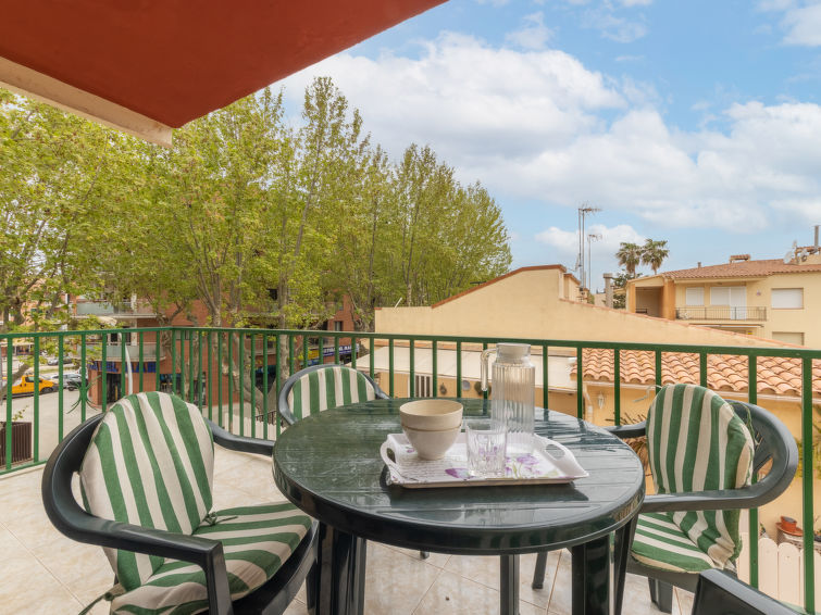 Op 450 m van zee: Rustig appartement in centrum Torredembarra in Torredembarra