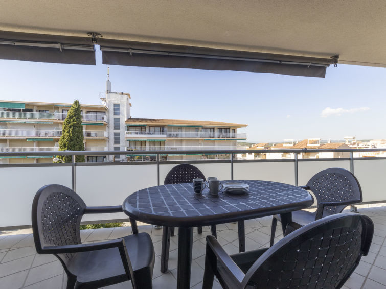 Search and Stay destination Torredembarra, CT - Spain from AU$ 291. Oliveres
