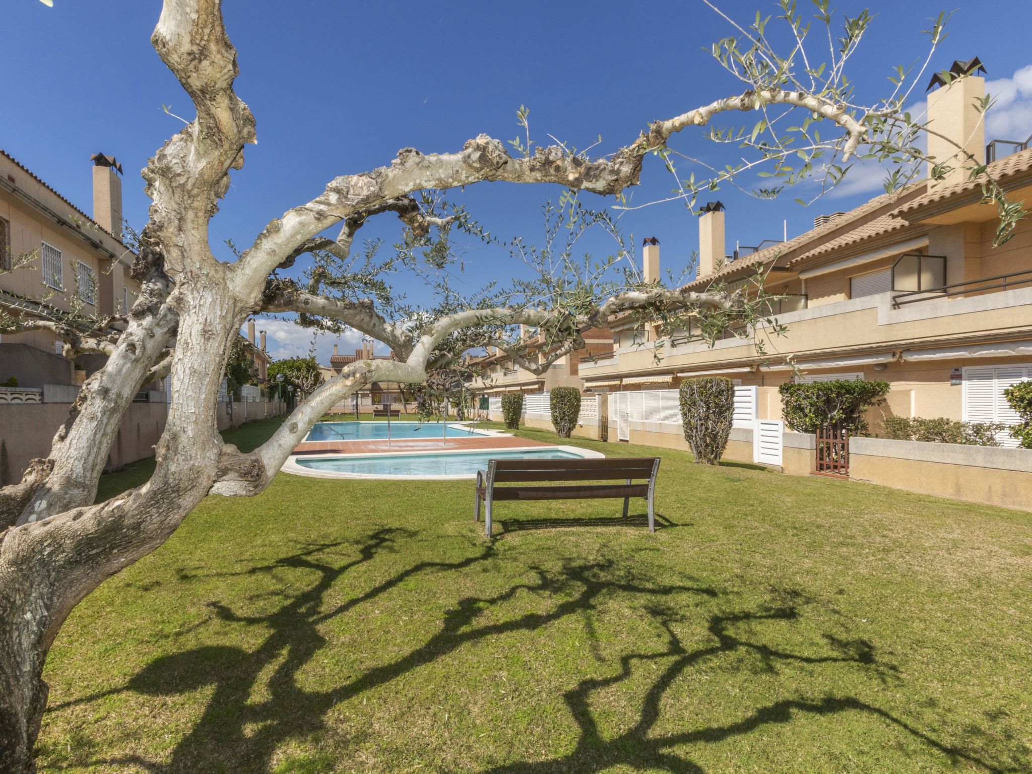 Maison Xipres – Piscine extérieure, photo 29 sur 33