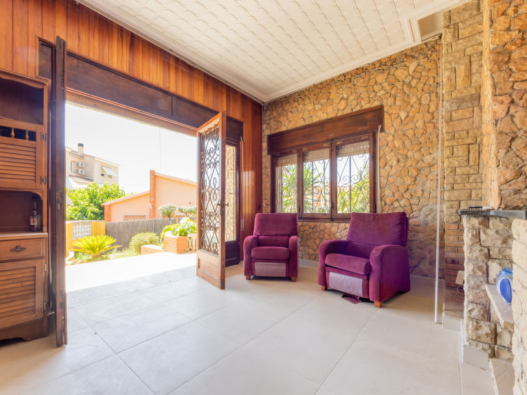 Search and Stay destination Torredembarra, CT - Spain from AU$ 381. Lleida