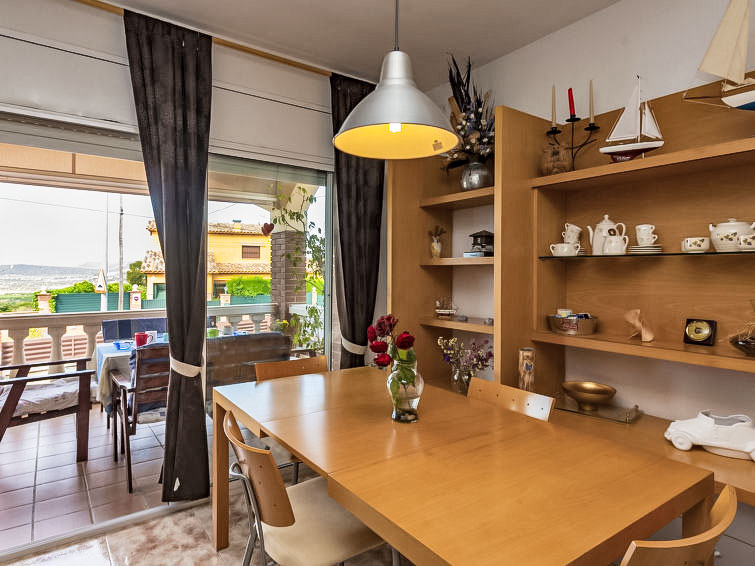 Search and Stay destination El Vendrell, CT - Spain from AU$ 425. Oasis