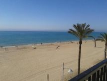 Zonovergoten appartement direct aan zee in Sant Salvador, Costa Dorada - thumbnail 1