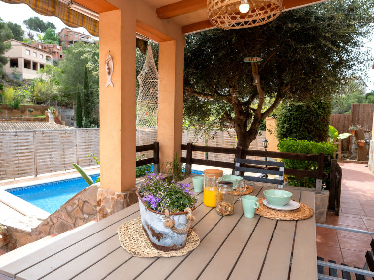 Search and Stay destination Barcelona, CT - Spain from AU$ 396. Can Alma