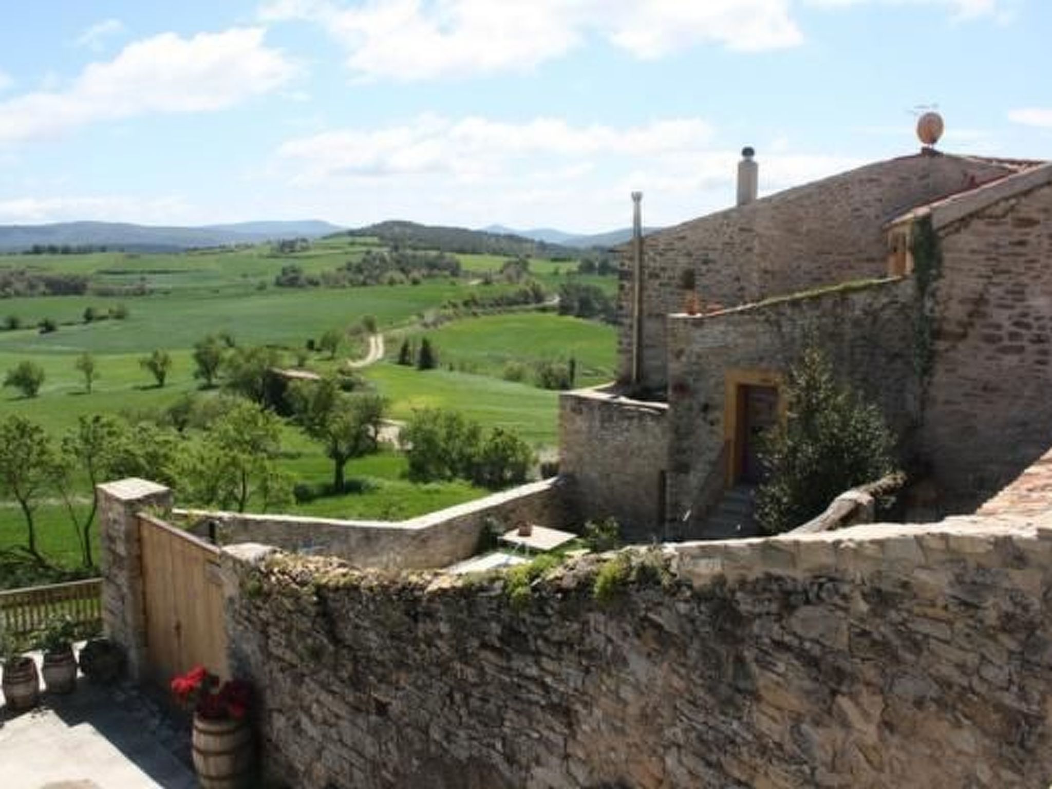 Ferienhaus mit umzäuntem Garten in Guialmons (Spanien) und 1 Hund erlaubt
