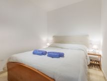 Gudrum: Stijlvol appartement op slechts 25 meter van het strand van La Pineda - thumbnail 5