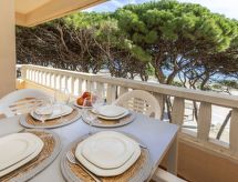 Gudrum: Stijlvol appartement op slechts 25 meter van het strand van La Pineda - thumbnail 1