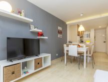 Gudrum: Stijlvol appartement op slechts 25 meter van het strand van La Pineda - thumbnail 2