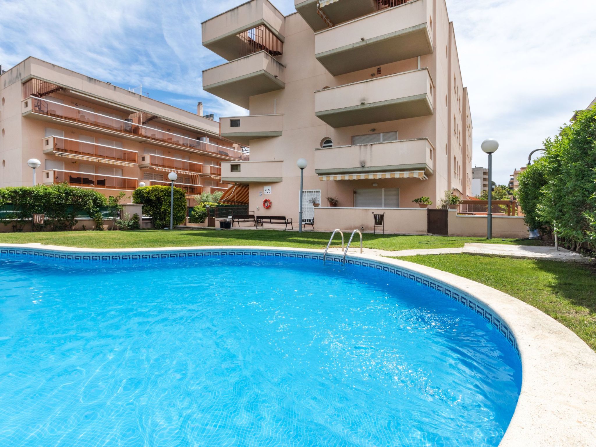 Zonovergoten appartement in La Pineda, 450 meter van het strand - foto 25