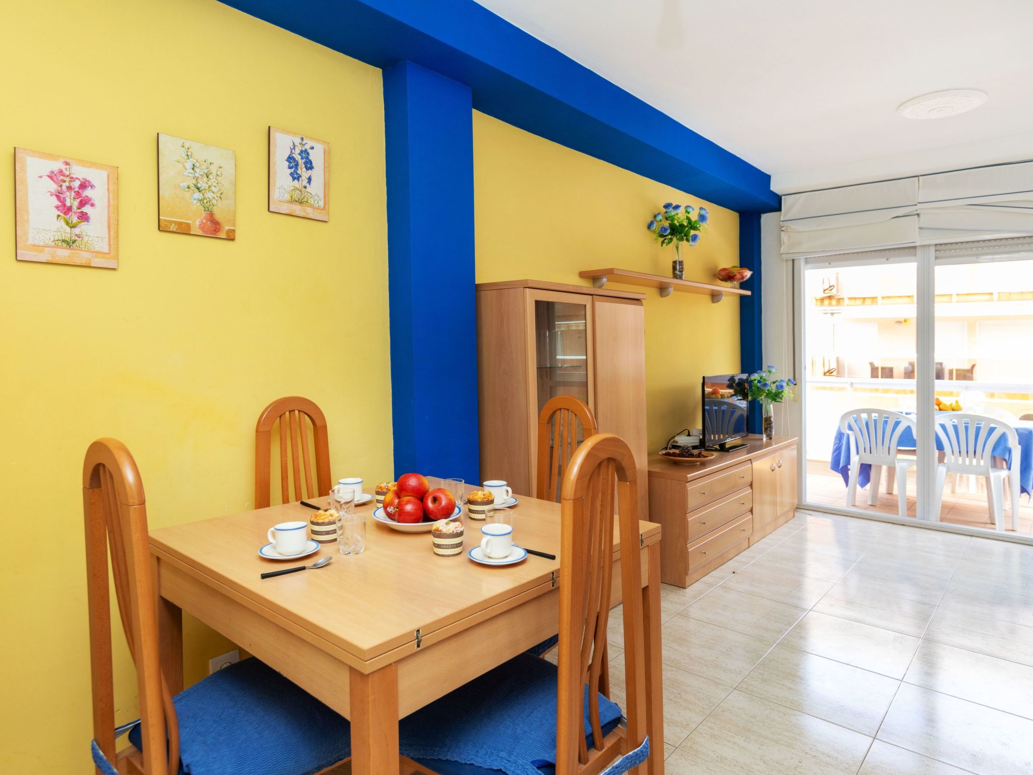 Zonovergoten appartement in La Pineda, 450 meter van het strand - foto 4