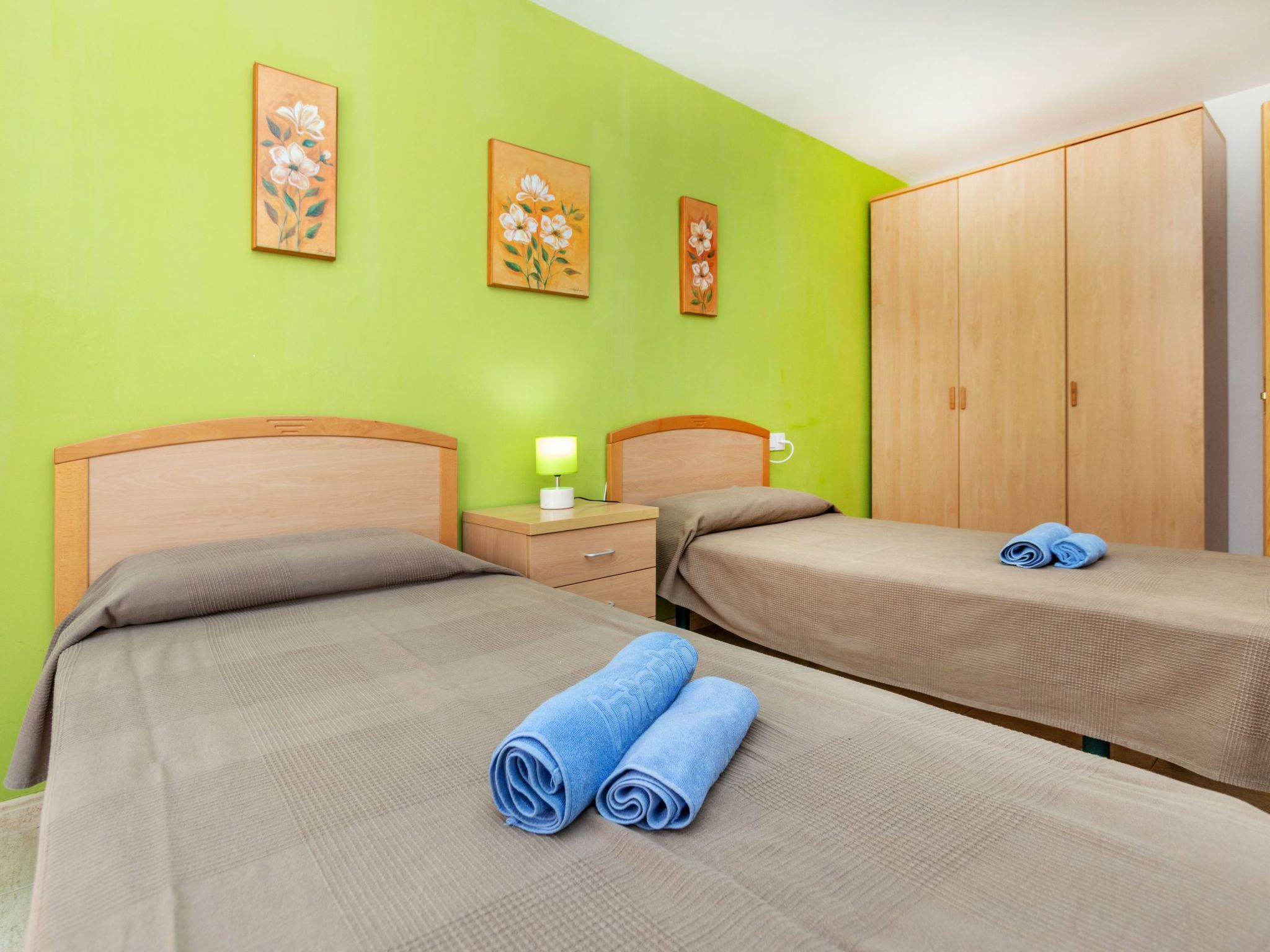 Zonovergoten appartement in La Pineda, 450 meter van het strand - foto 15