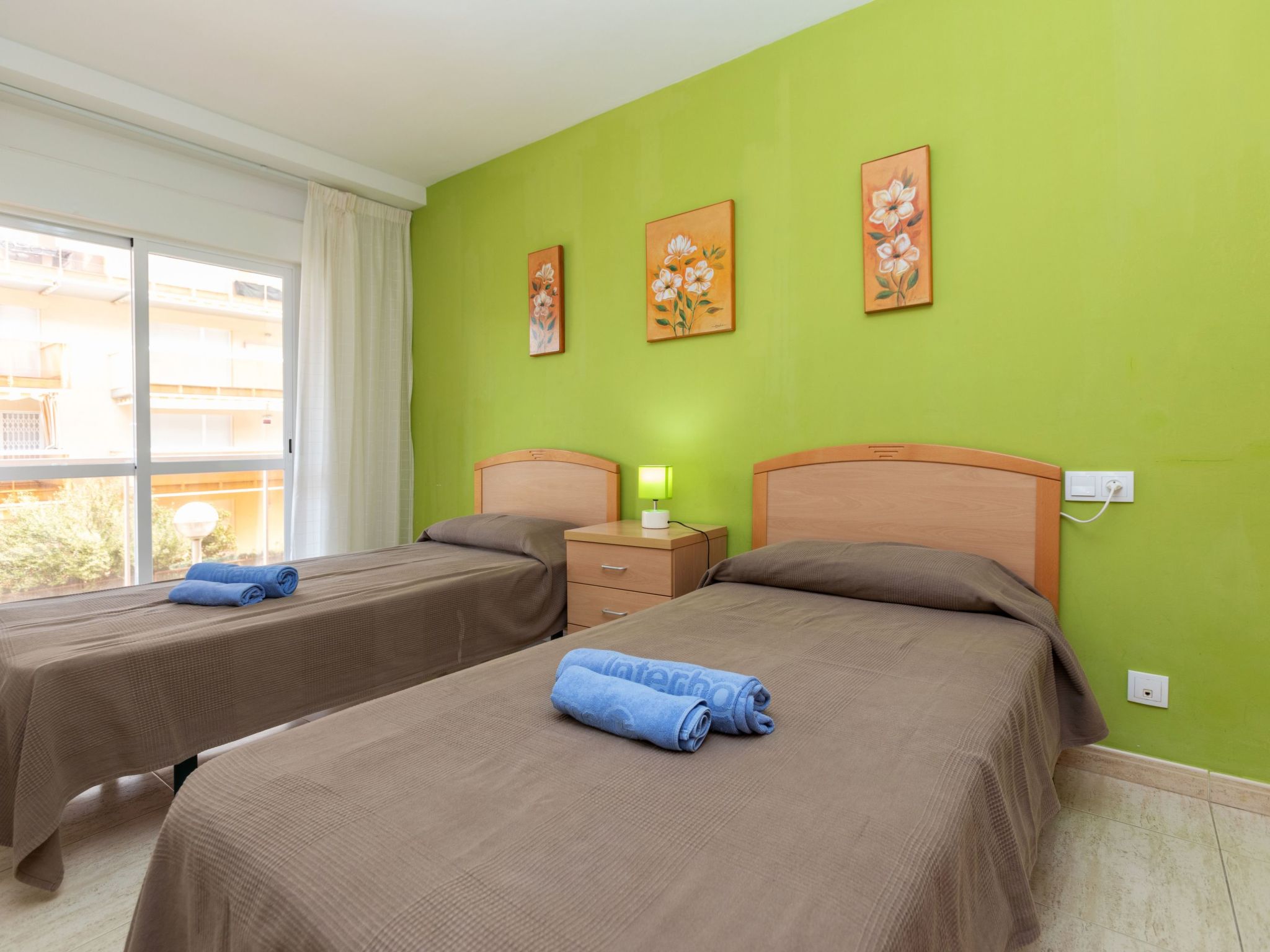 Zonovergoten appartement in La Pineda, 450 meter van het strand - foto 14