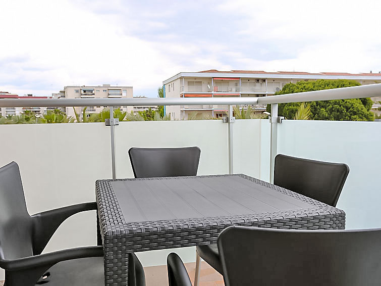 Search and Stay destination Salou, CT - Spain from AU$ 227. Terecel Salou