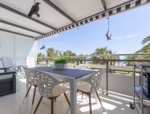 Rodas: Modern appartement aan het strand van Salou met zeezicht en airco - thumbnail 2