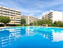 Knus appartement in Salou met zwembaden, vlakbij PortAventura en strand - thumbnail 1