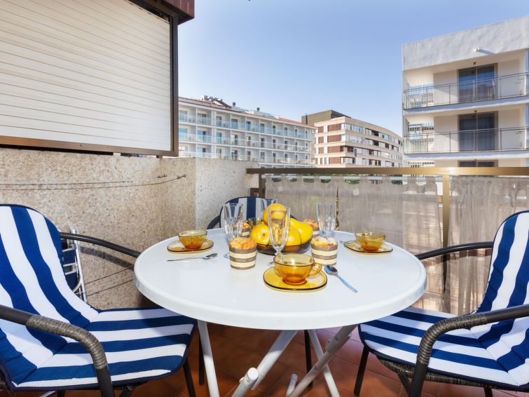 Search and Stay destination Salou, CT - Spain from AU$ 220. Casalmar