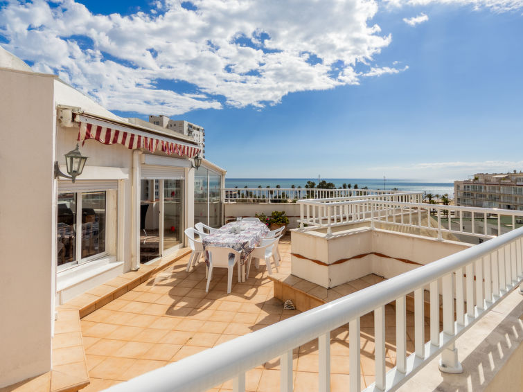 Luxe appartement aan zee in Salou, 300m van strand en 2km van PortAventura in Salou