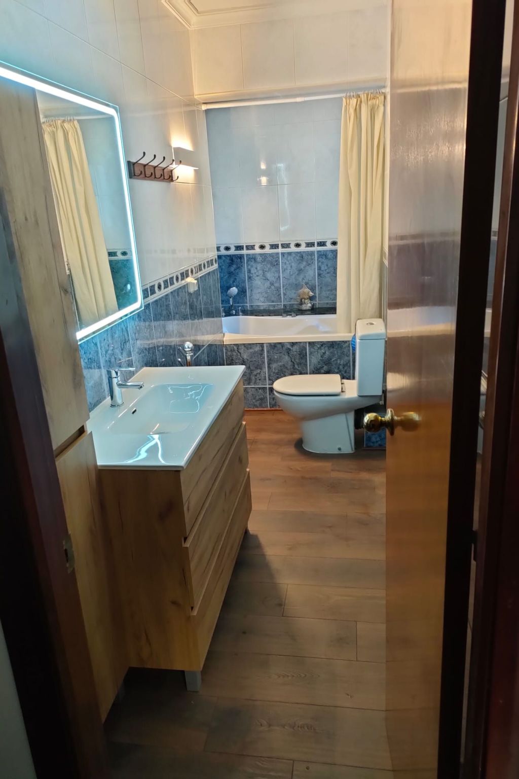 Große Wohnung in Salou-Dedans