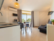 Centraal appartement in Salou met zwembad, op 500m van het strand - thumbnail 6