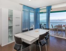 Acantilados: Direct aan het strand van Salou, 6-slaapkamerappartement voor 12 personen - thumbnail 2