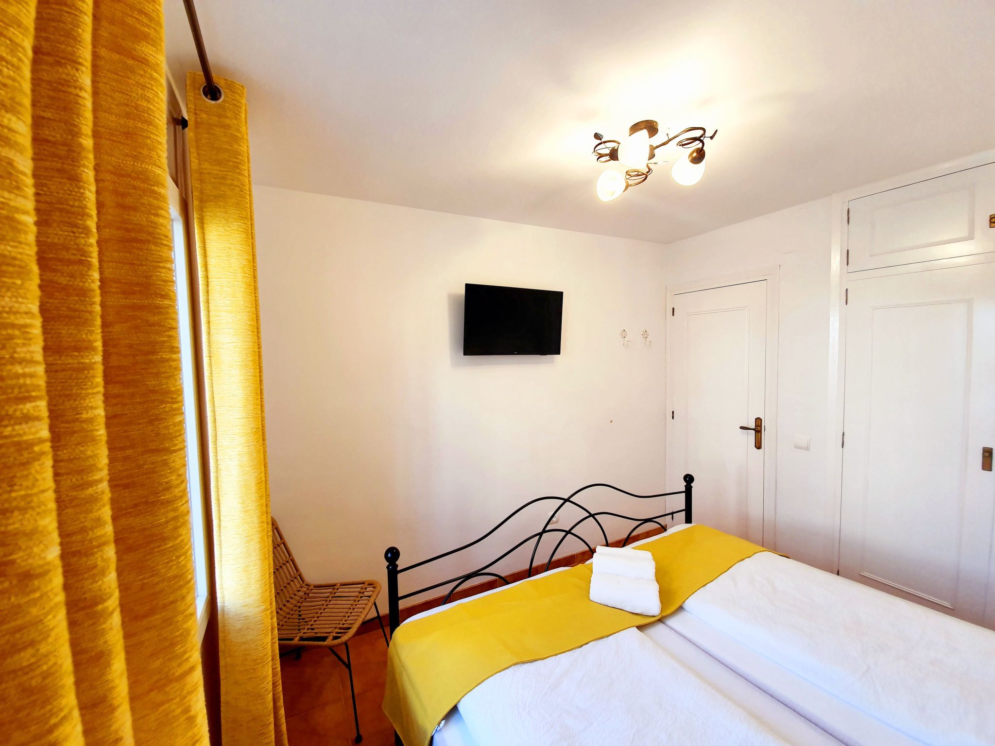 Finca mit eigenem Garten und Grill-Image-tags.info