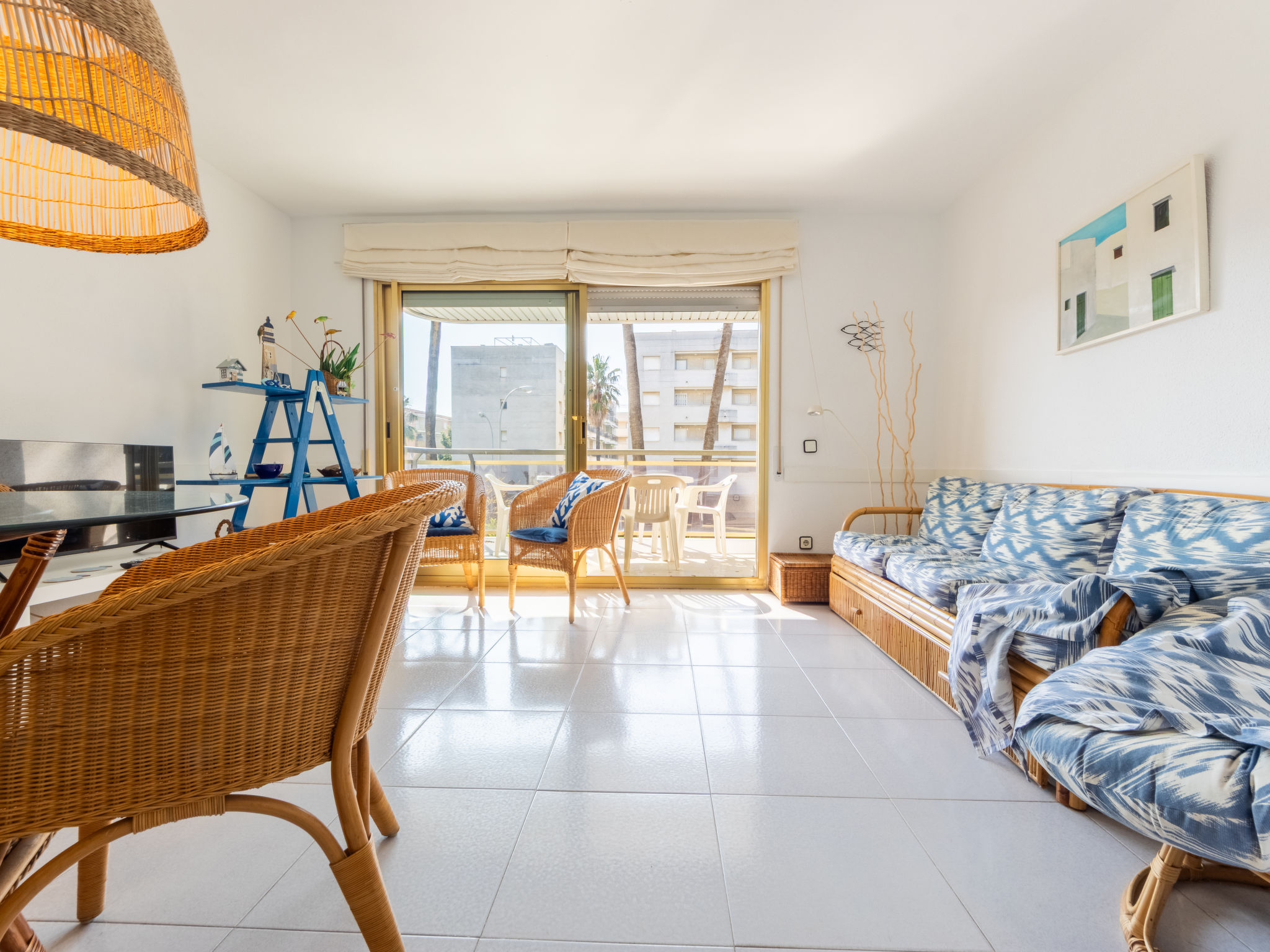 Cambrils Park B - Drinnen