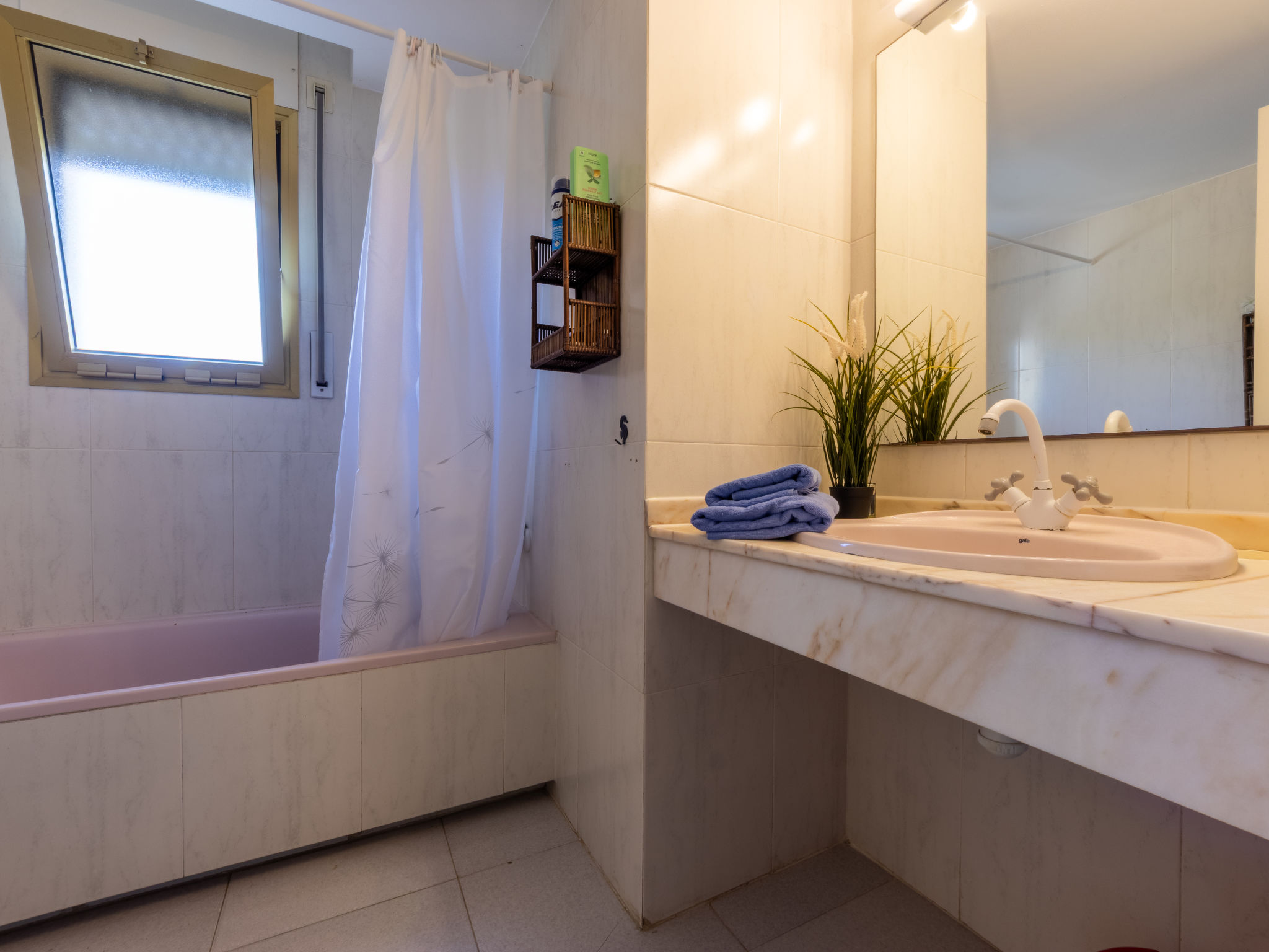 Cambrils Park B - Drinnen