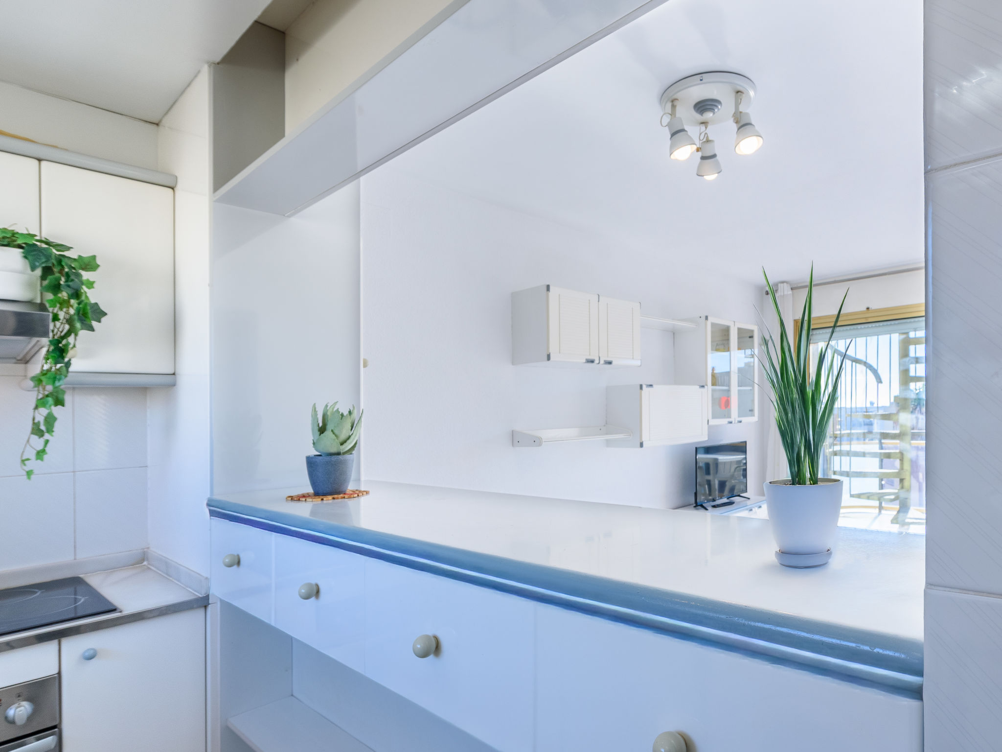 Cambrils Park B-Inside