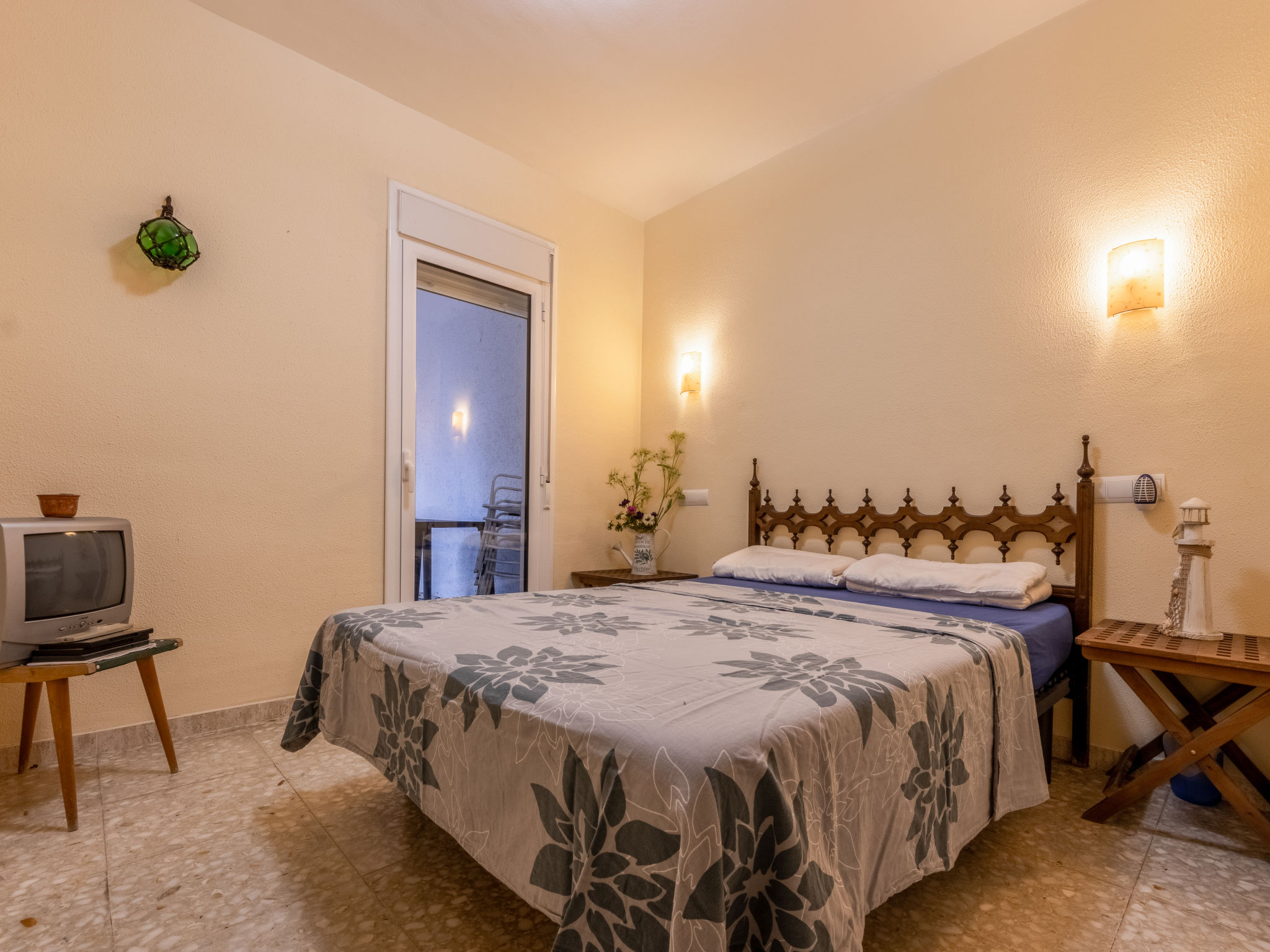 Photo of Los Abuelos