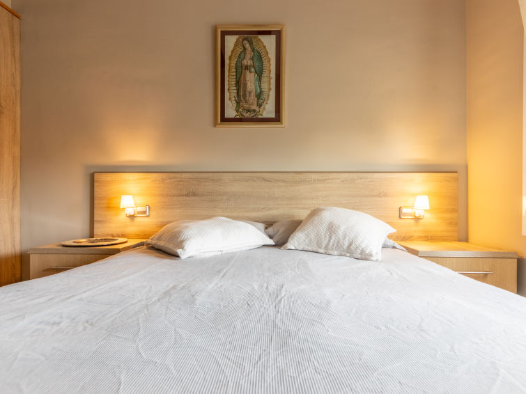 Search and Stay destination Cambrils, CT - Spain from AU$ 311. Villa Jardin