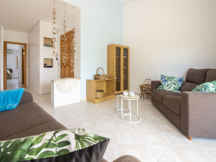 Search and Stay destination Cambrils, CT - Spain from AU$ 305. Euro Golden