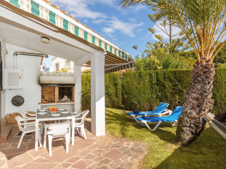 Search and Stay destination Cambrils, CT - Spain from AU$ 324. Villa Nena