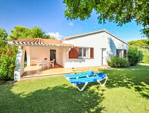 Vrijstaande villa aan zee met tuin in Cambrils, 200m van het strand - thumbnail 1