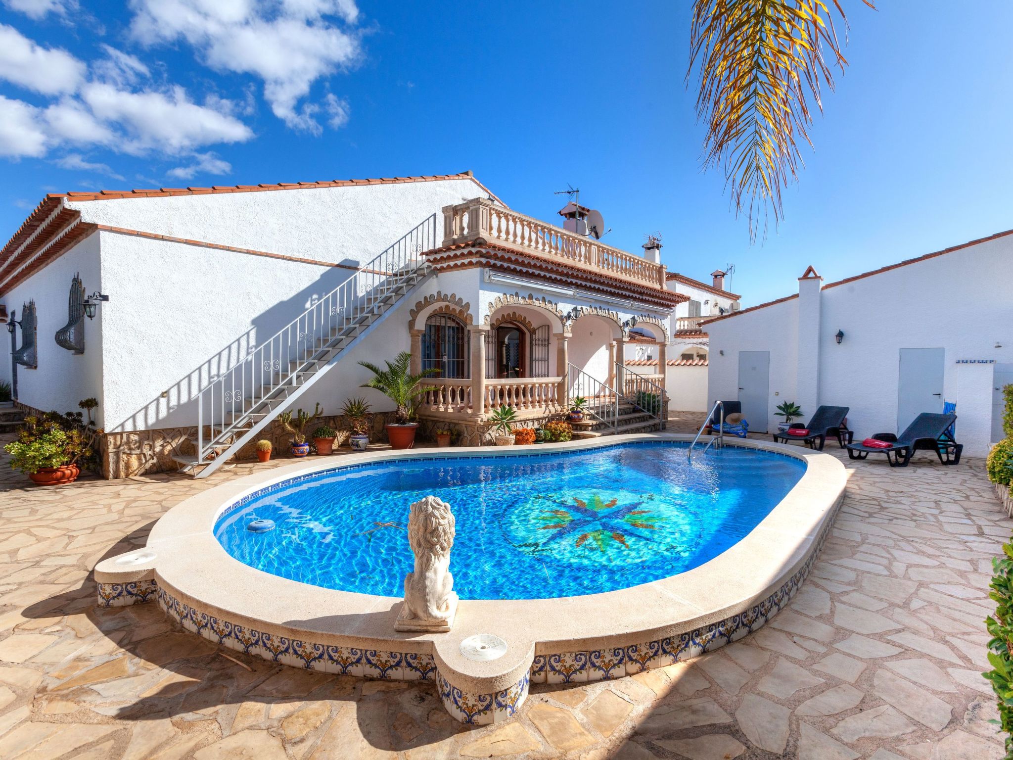 Rustical Mont Roig Villa in Miami Platja