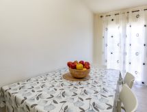 Apartment Maella