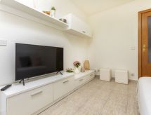 Apartment Maella