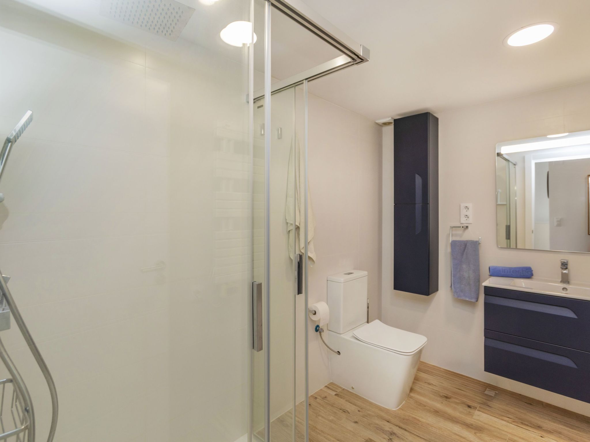 Photo of Los Delfines