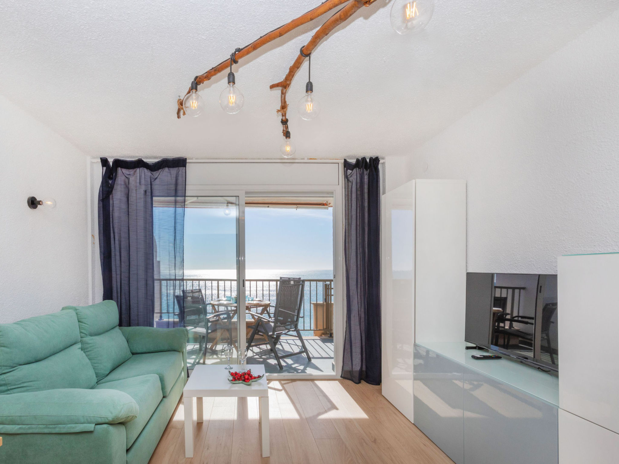 Photo of Miami Palace II