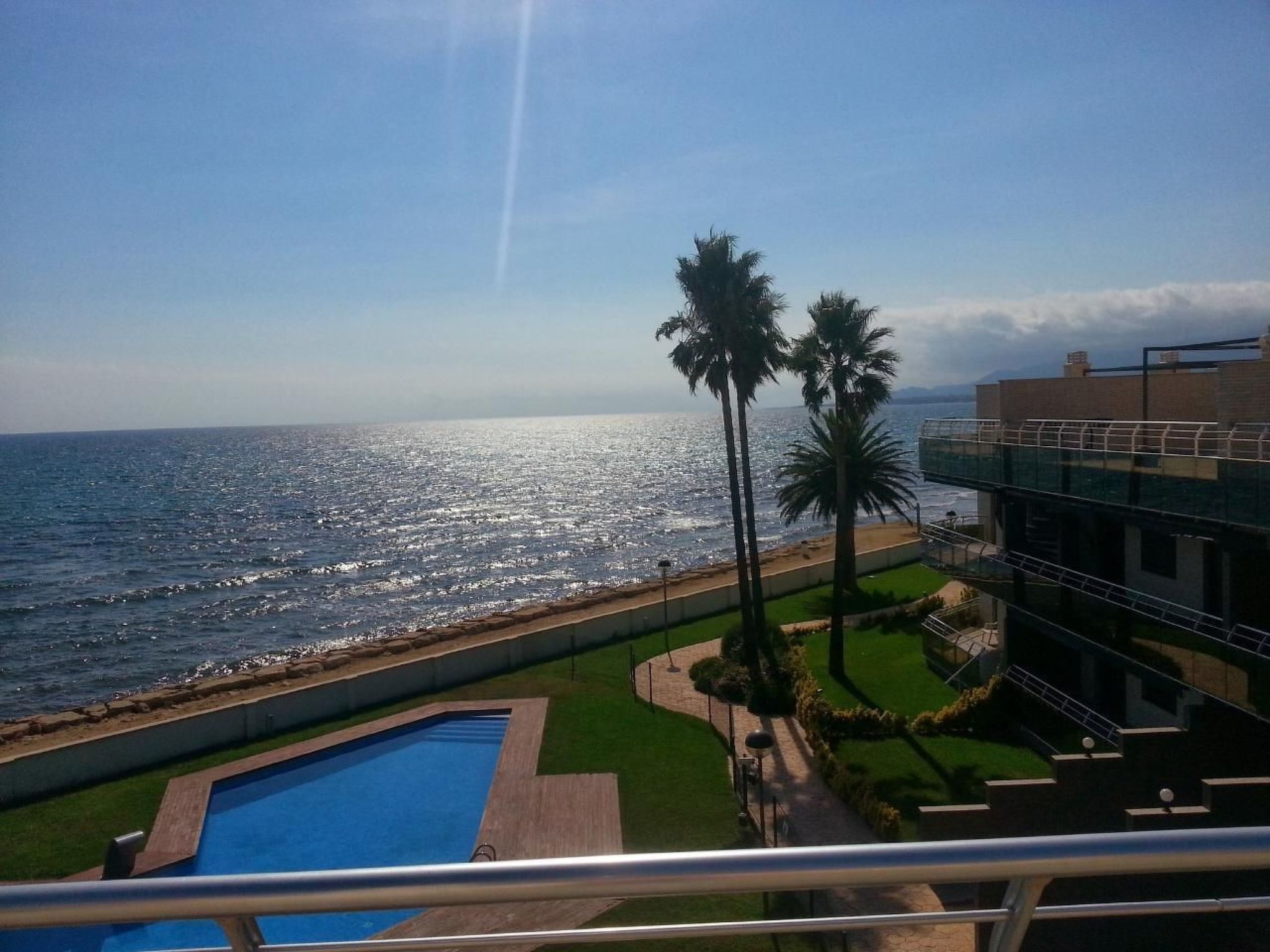 LUXUS APPARTMENT MIT MEERSICHT AUS DER TERRASSE