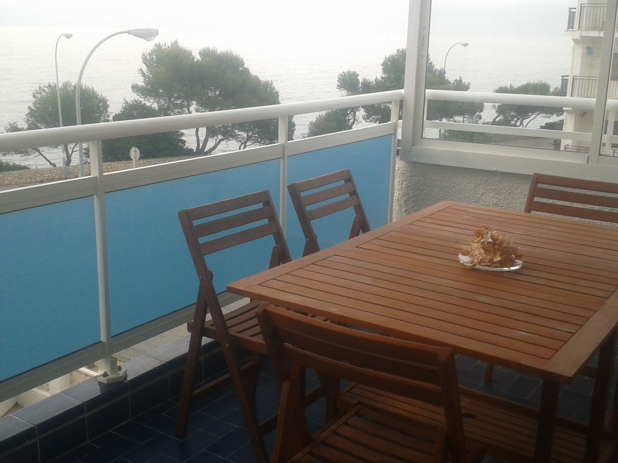 Schöne Ferienwohnung mit Balkon, Costa Dorada-Drinnen