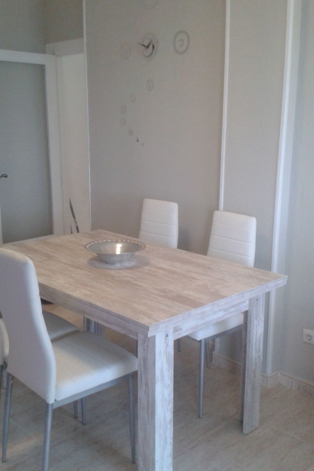 Schöne Ferienwohnung mit Balkon, Costa Dorada-Drinnen