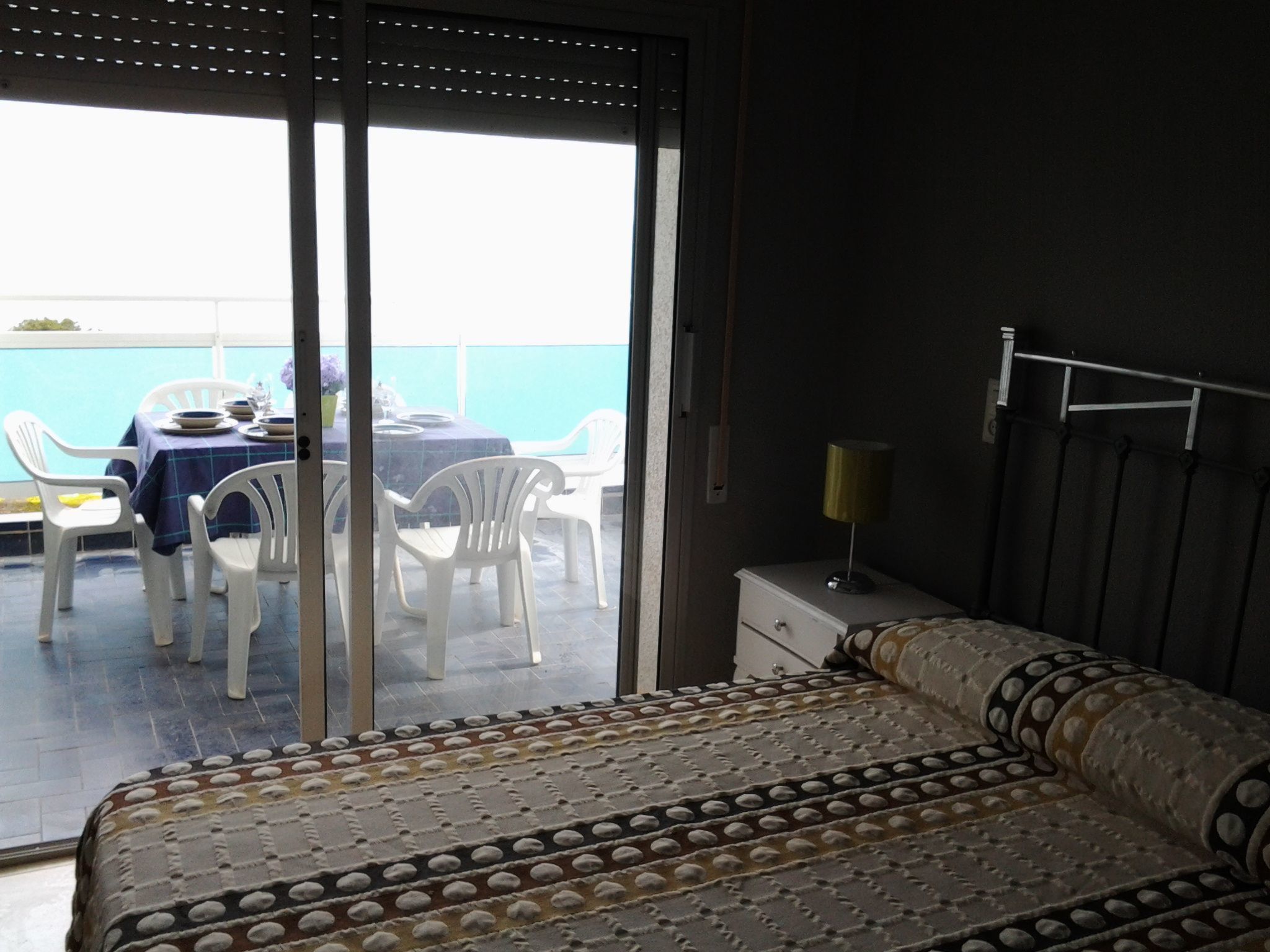 Schöne Ferienwohnung mit Balkon, Costa Dorada-Drinnen