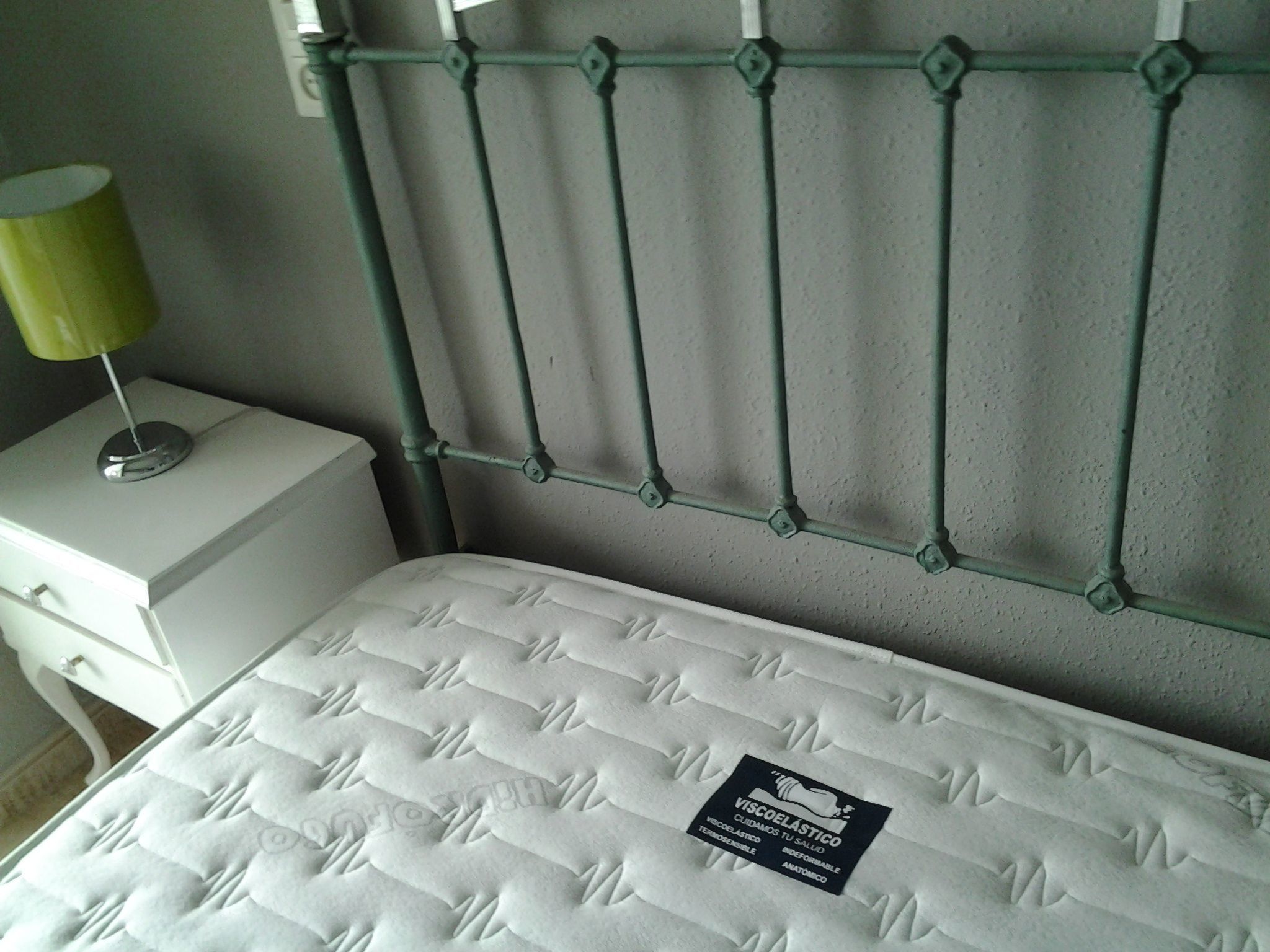 Schöne Ferienwohnung mit Balkon, Costa Dorada-Drinnen